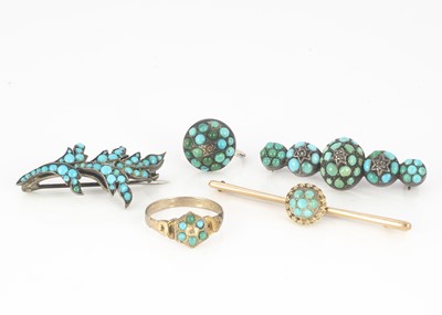 Lot 116 - A 19th Century turquoise and diamond posy ring
