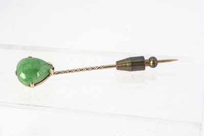 Lot 125 - A certificated Chinese jadeite jade stick pin