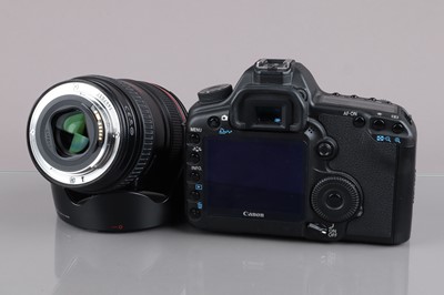 Lot 106 - A Canon EOS 5D Mark II EF 24-105mm L IS USM DSLR Camera Kit