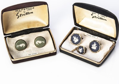 Lot 150 - Two cased Stratton Wedgwood gentleman's cufflinks