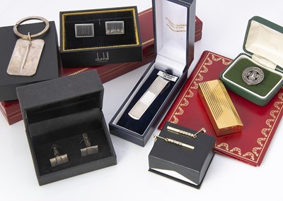 Lot 152 - A Cartier lighter