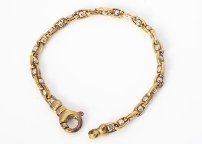 Lot 159 - A 9ct gold marked bracelet