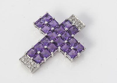 Lot 192 - A 9ct amethyst and diamond encrusted cross pendant