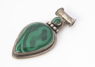 Lot 211 - A silver and malachite pendant