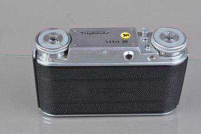 Lot 114 - A Voigtländer Vito III Rangefinder Camera