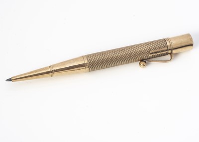 Lot 251 - A George V period 9ct gold propelling pencil