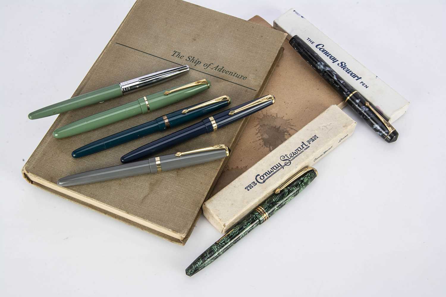 Lot 300 - A group of seven vintage and modern Conway Stewart fountain pens