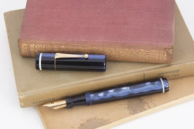 Lot 315 - A modern Bexley fountain pen
