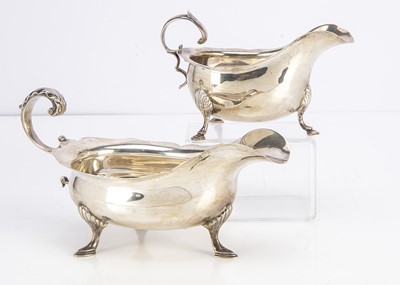 Lot 406 - Two Edwardian silver sauce boats