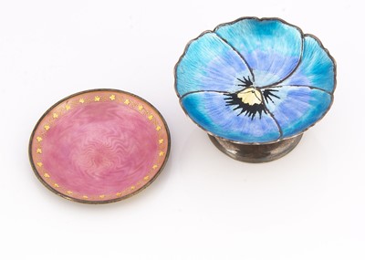 Lot 425 - Two small and pretty silver and enamelled items