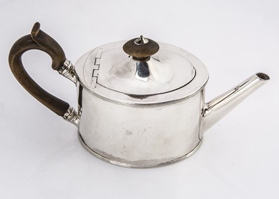 Lot 459 - A George III silver bachelor's teapot by CH