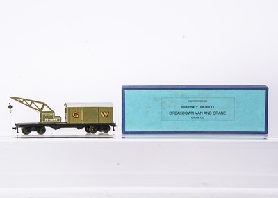 Lot 382 - Limited Edition Hornby Dublo 00 Gauge 3-Rail GW Crane built by Bran Huxley in the style of Hornby 0 Gauge