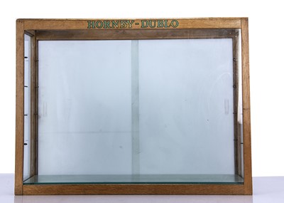 Lot 393 - Original Hornby-Dublo oak and glass four shelf shop display cabinet