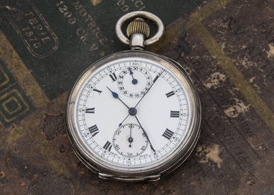 Lot 54 - An early 20th century silver pocket watch with stop watch facility probably by Minerva