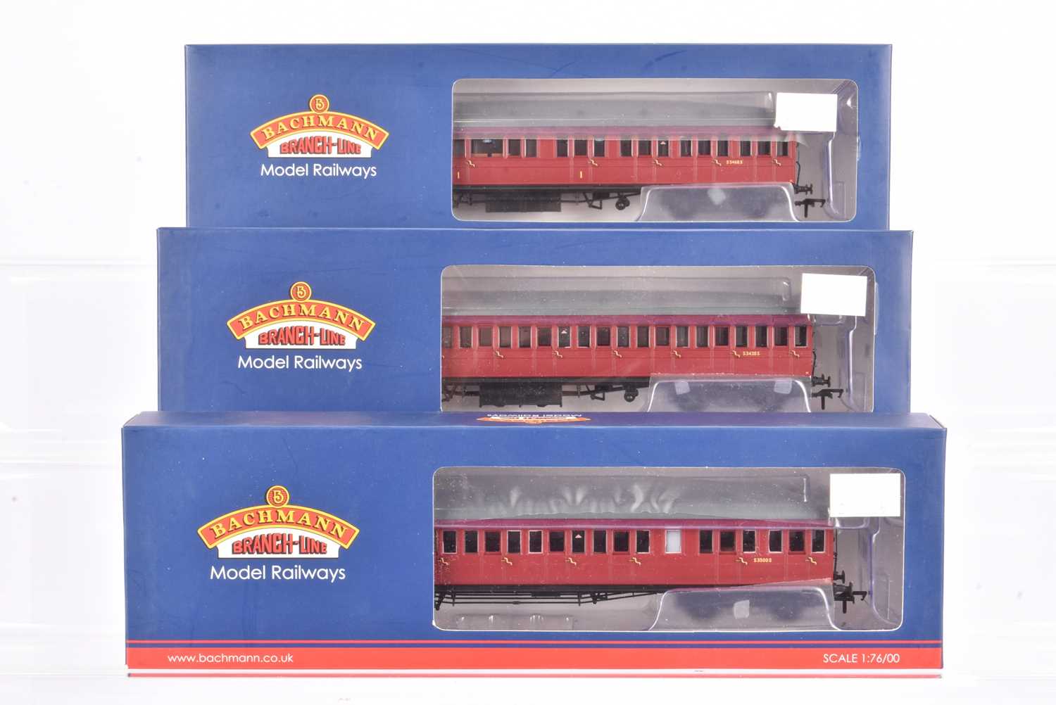 Lot 451 - Bachmann 00 Gauge SECR BR crimson Birdcage Coaches