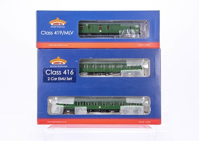 Lot 473 - Bachmann 00 Gauge BR SR green Electric Multiple Units