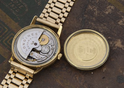 Lot 102 - A late 1950s Longines Conquest Automatic 18ct gold cased gentleman's wristwatch