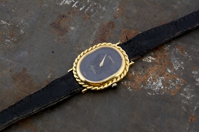Lot 106 - A c1980s DeLaneau 18ct gold cased manual wind lady's wristwatch