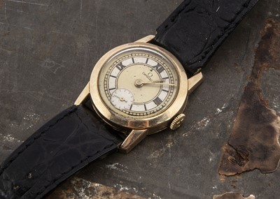 Lot 148 - A 1930s Omega manual wind gold plated mid-sze wristwatch