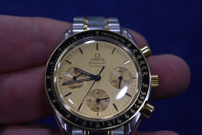 Lot 163 - A modern Omega Speedmaster Automatic stainless steel wristwatch