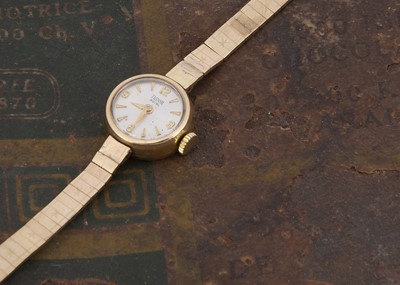 Lot 182 - A c1960s Tudor Royal 9ct gold lady's wristwatch
