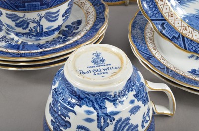 Lot 1 - A collection of ceramic  Booths 'Real Old Willow' transferware items