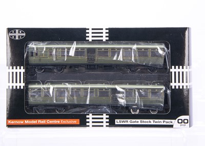 Lot 558 - Kernow 00 gauge K1001 Southern Railway olive green two coach LSWR Gate stock Set 374