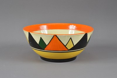 Lot 226 - A cracked Clarice Cliff hand painted pottery bowl