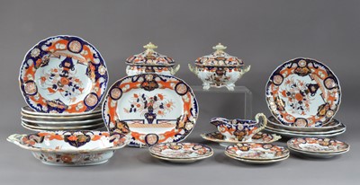 Lot 253 - A Masons ceramic part dinner service