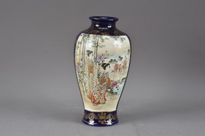 Lot 274 - An early 20th century Japanese Satsuma style porcelain vase
