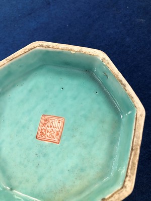 Lot 277 - A Chinese octagonal bowl