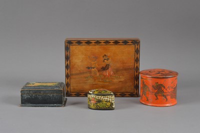 Lot 348 - A collection of boxes