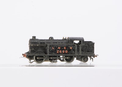 Lot 271 - Hornby-Dublo pre-war 00 Gauge 3-Rail LNER black 2690 0-6-2T