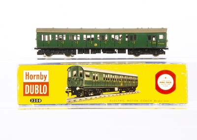 Lot 288 - Hornby-Dublo 00 Gauge 3-Rail 3250 SR green Electric Motor Coach Brake 2nd