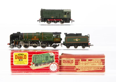 Lot 292 - Hornby-Dublo 00 Gauge 2- Rail Diesel and Steam Locomotives