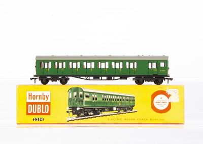 Lot 315 - Hornby-Dublo 00 Gauge 2-Rail 4150 BR SR green EMU Trailer Coach