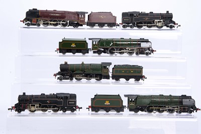 Lot 317 - Unboxed Hornby-Dublo 00 Gauge 3-Rail Locomotives