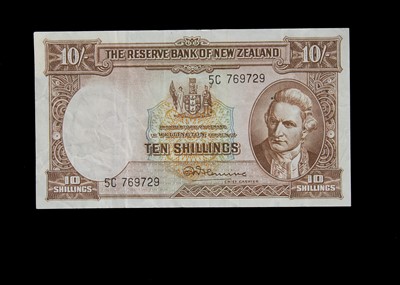 Lot 25 - New Zealand 10 Shillings note