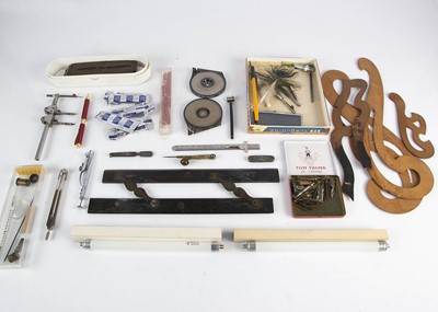 Lot 300 - A collection of drawing equipment