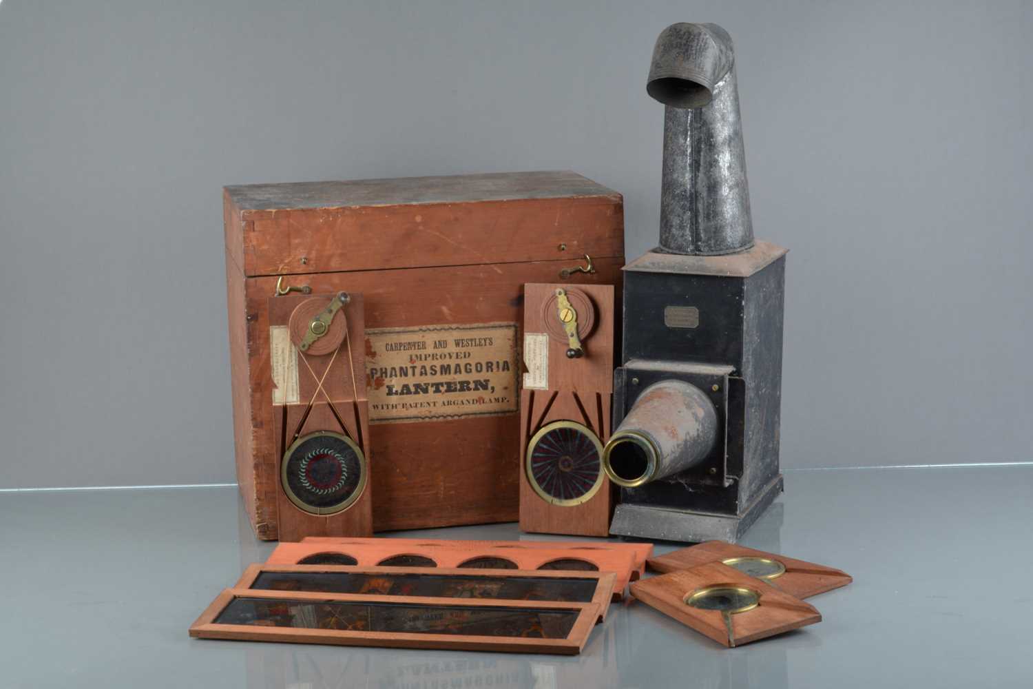 Lot 21 - Carpenter and Westley 'Improved Phantasmagoria Lantern' Outfit