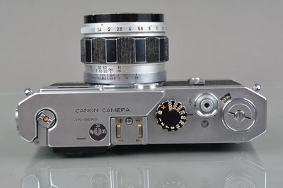 Lot 265 - A Canon VI-T Rangefinder Camera