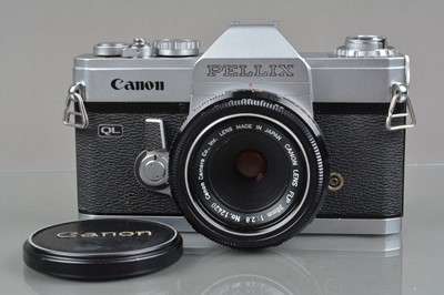 Lot 321 - A Canon Pellix QL SLR Camera