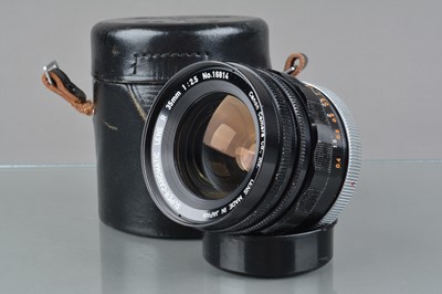 Lot 332 - A Canon Super-Canomatic R 35mm f/2.5 Lens