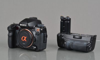Lot 410 - A Sony Alpha a900 DSLR Camera Body