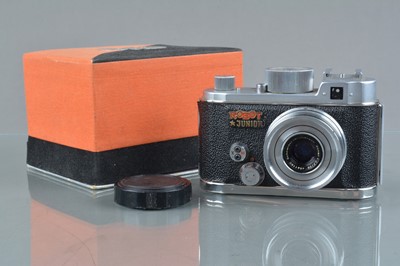 Lot 424 - A Robot Junior Camera