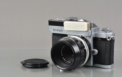 Lot 470 - A Nikon F SLR Camera