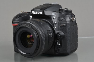 Lot 493 - A Nikon D7200 DSLR Camera
