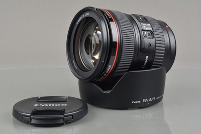 Lot 531 - A Canon 24-105mm f/4 L IS USM Lens