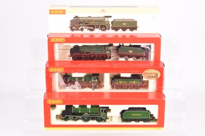 Lot 202 - Hornby 00 Gauge Southern and BR green Steam Locomotives and tenders