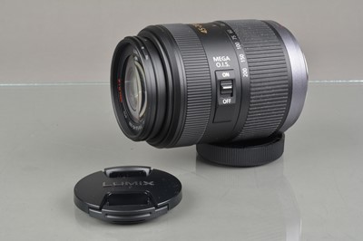 Lot 552 - A Panasonic H-FS045200 Lumix G Vario 45-200mm f/4-5.6 Mega O.I.S. Lens